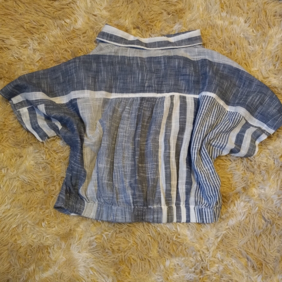 Striped top - Picture 6 of 7